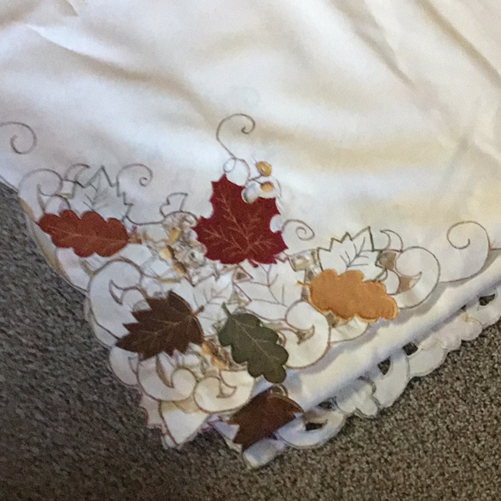 Fall Thanksgiving Embroidered Cutwork Tablecloth